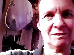 Moja mama seksi donje rublje