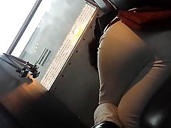 JIT dupe nazubljeni na školski autobus