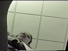 Skrivena kamera najlonke ured suradnika 5