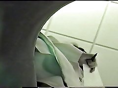 Skrivena kamera najlonke ured suradnika 4